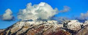 Preview wallpaper mountains, trees, clouds, sky, nature