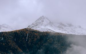 Preview wallpaper mountains, trees, clouds, nature