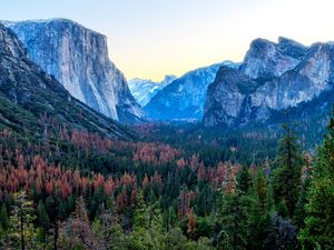 Preview wallpaper mountains, trees, distance, sky