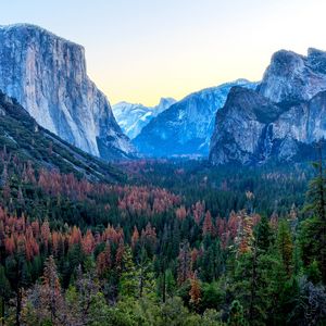 Preview wallpaper mountains, trees, distance, sky