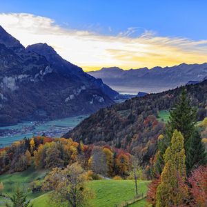 Preview wallpaper mountains, trees, forest, landscape, nature, autumn