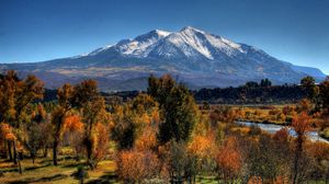 Preview wallpaper mountains, trees, nature, fall