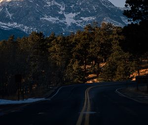 Preview wallpaper mountains, trees, road, turn, landscape