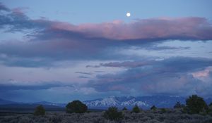 Preview wallpaper mountains, twilight, clouds, sky