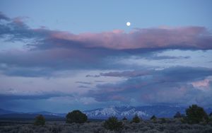 Preview wallpaper mountains, twilight, clouds, sky