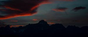 Preview wallpaper mountains, twilight, dark, sky, clouds