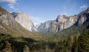 Preview wallpaper mountains, valley, forest, trees, view, landscape