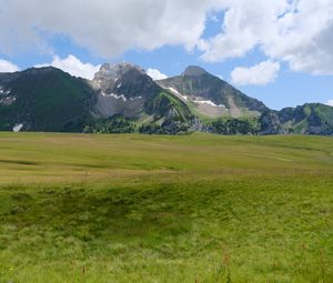 Preview wallpaper mountains, valley, grass, relief, landscape