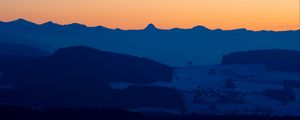 Preview wallpaper mountains, valley, twilight, dark, landscape