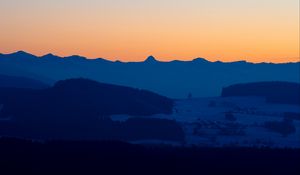 Preview wallpaper mountains, valley, twilight, dark, landscape