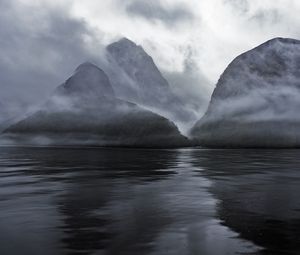 Preview wallpaper mountains, water, fog, haze, nature, landscape