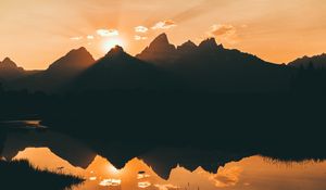 Preview wallpaper mountains, water, sunset, reflection, sunlight, sky