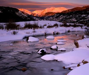 Preview wallpaper mountains, winter, morning, dawn