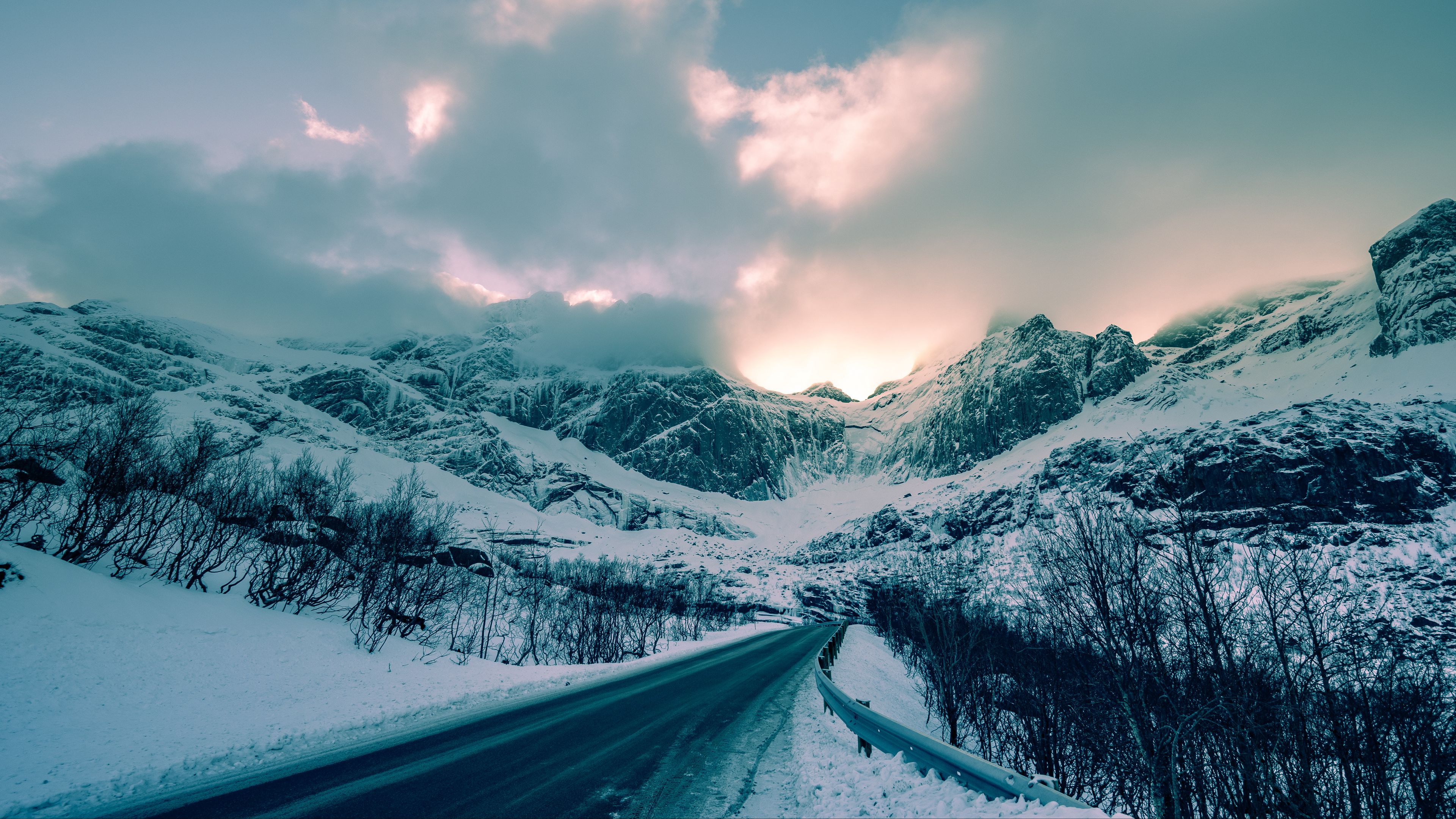 Look at those clouds it snow. Дорога в горы зима. Зимняя природа. Обои зима горы. Снежная дорога.