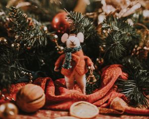 Preview wallpaper mouse, toy, christmas, new year, decoration, blur