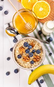 Preview wallpaper muesli, berries, honey, breakfast, bowl