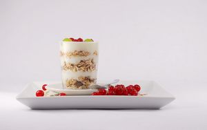 Preview wallpaper muesli, breakfast, cereals, berries