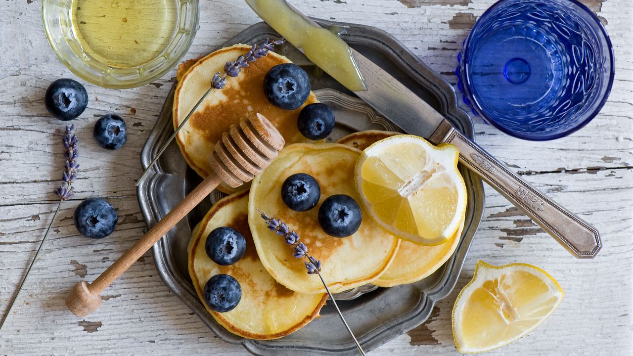 Wallpaper muffin, blueberry, honey, lemon