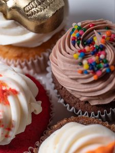 Preview wallpaper muffins, cupcakes, dessert, macro