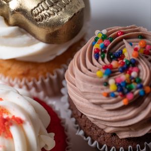 Preview wallpaper muffins, cupcakes, dessert, macro