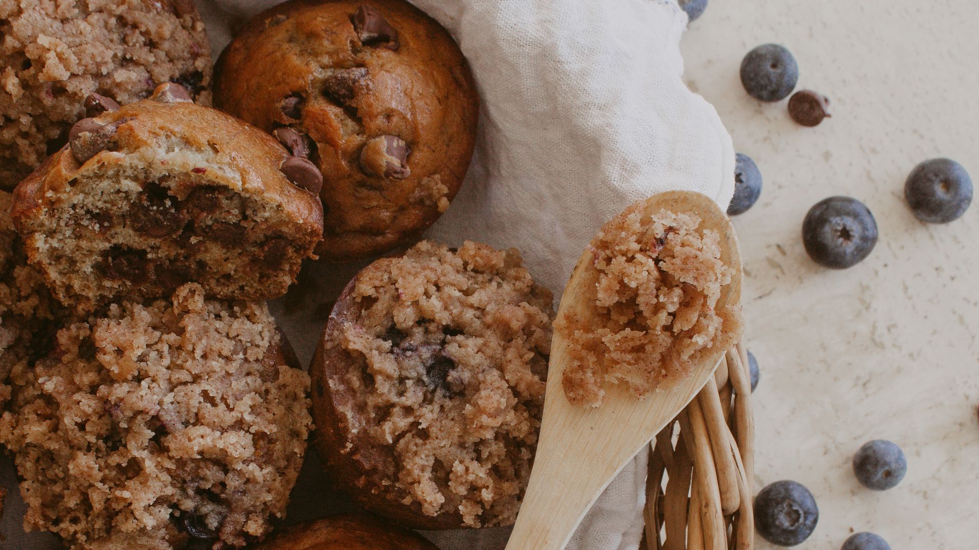 Download wallpaper 1920x1080 muffins, pastries, basket, spoon, dessert