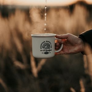 Preview wallpaper mug, hand, drops, steam, drink