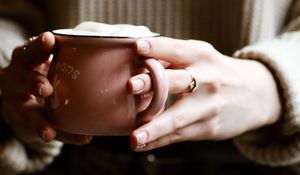 Preview wallpaper mug, hands, fingers, coffee, drink