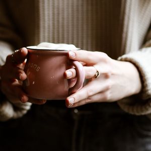 Preview wallpaper mug, hands, fingers, coffee, drink