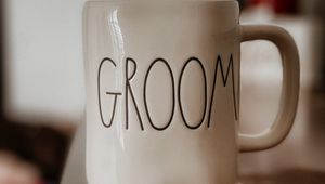 Preview wallpaper mug, inscription, groom, word