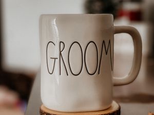 Preview wallpaper mug, inscription, groom, word