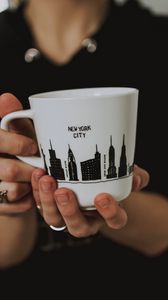 Preview wallpaper mug, inscription, hand, fingers