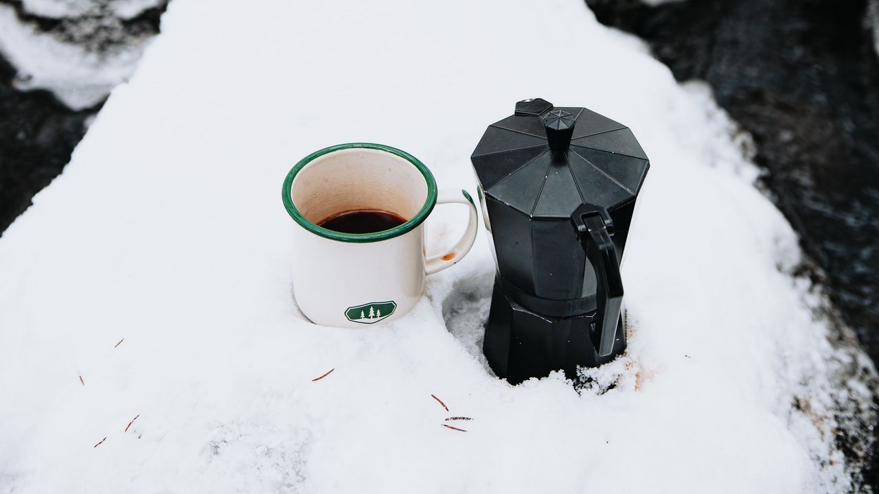 Wallpaper mug, kettle, tea, snow, winter