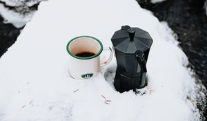 Preview wallpaper mug, kettle, tea, snow, winter