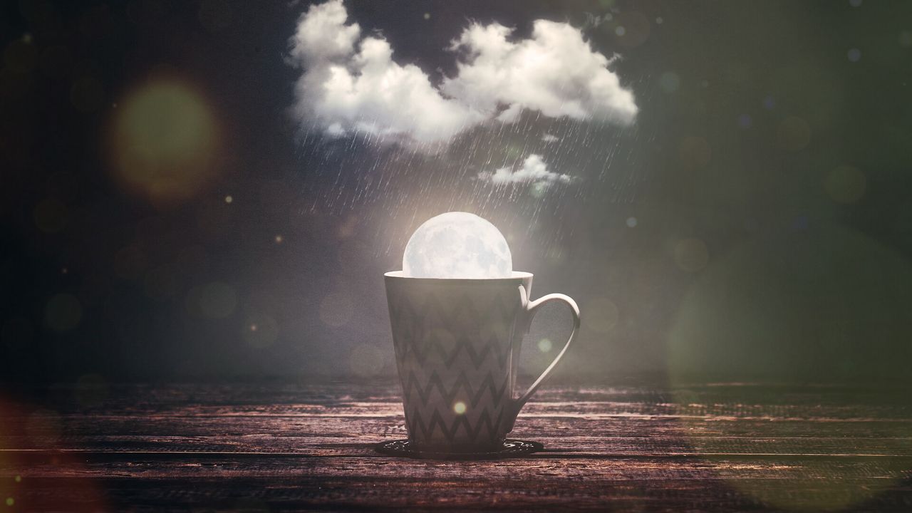 Wallpaper mug, moon, cloud, rain, glare, photoshop