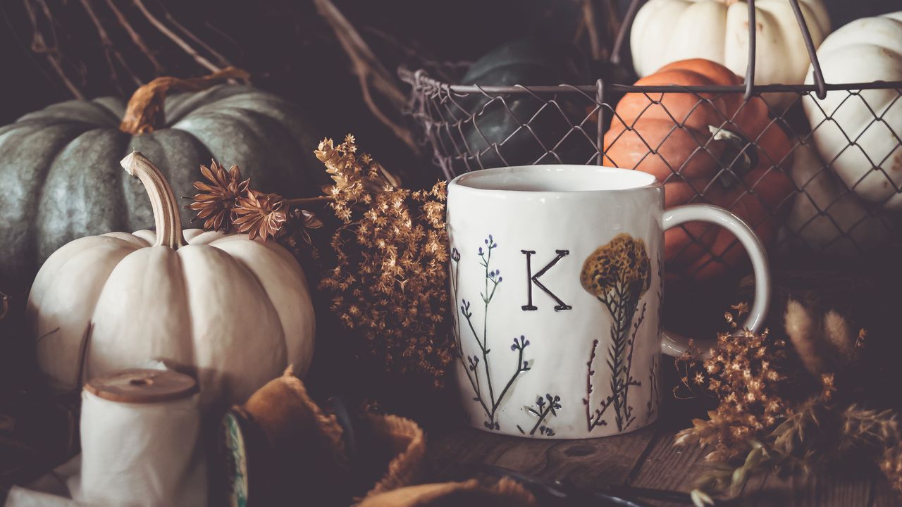 Wallpaper mug, pumpkins, dried flowers, autumn, aesthetics