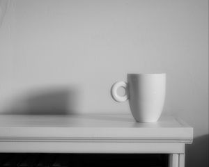 Preview wallpaper mug, table, interior, white