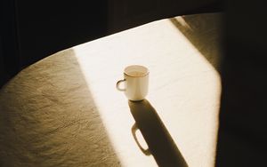 Preview wallpaper mug, table, light, shadow