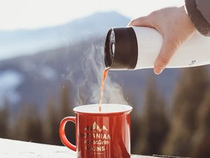 Preview wallpaper mug, thermos, tea, hand