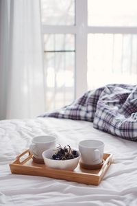 Preview wallpaper mugs, grapes, breakfast, bed