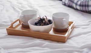 Preview wallpaper mugs, grapes, breakfast, bed