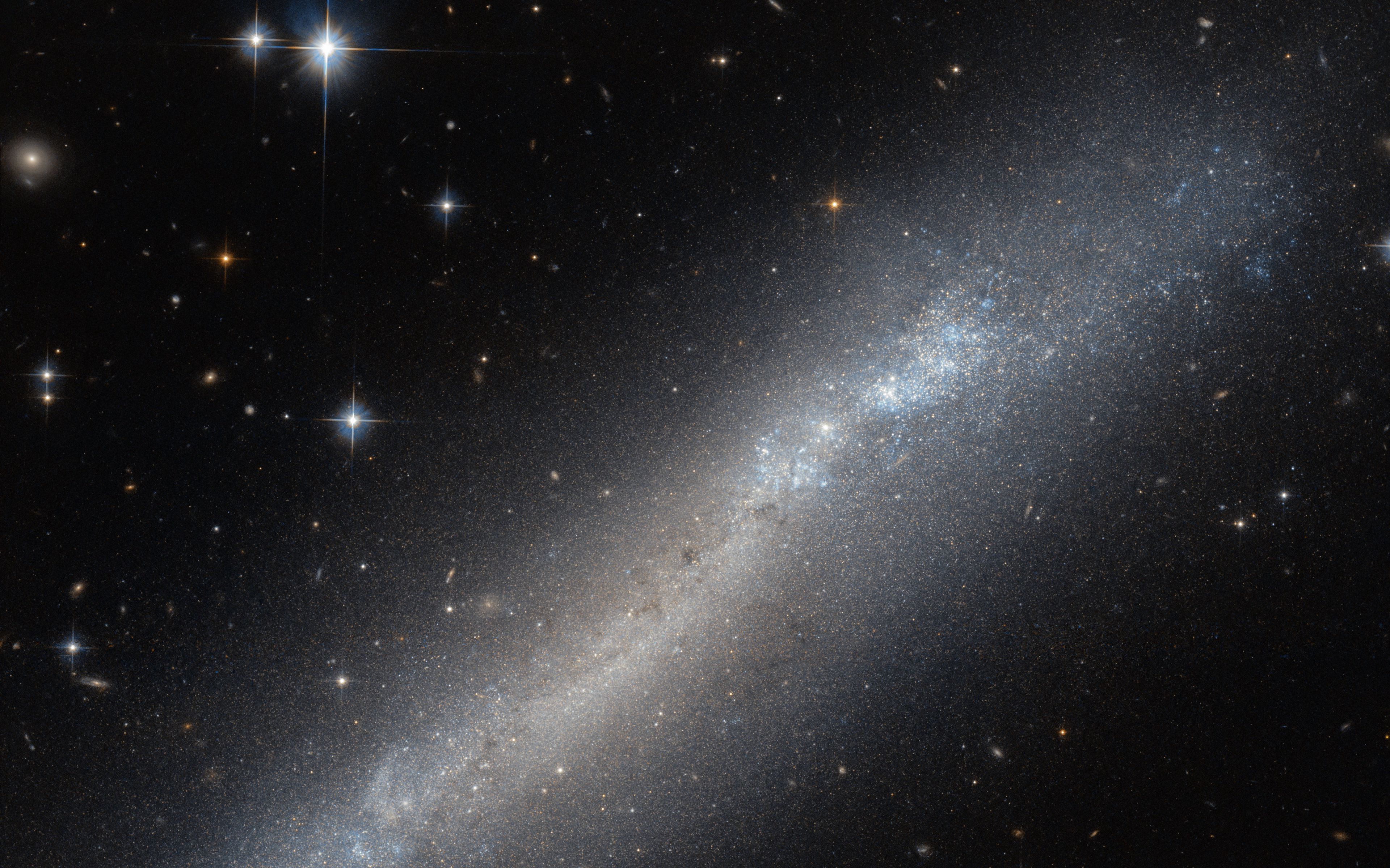 Download Wallpaper 3840x2400 Nebula Galaxy Stars Glow Spiral 4k