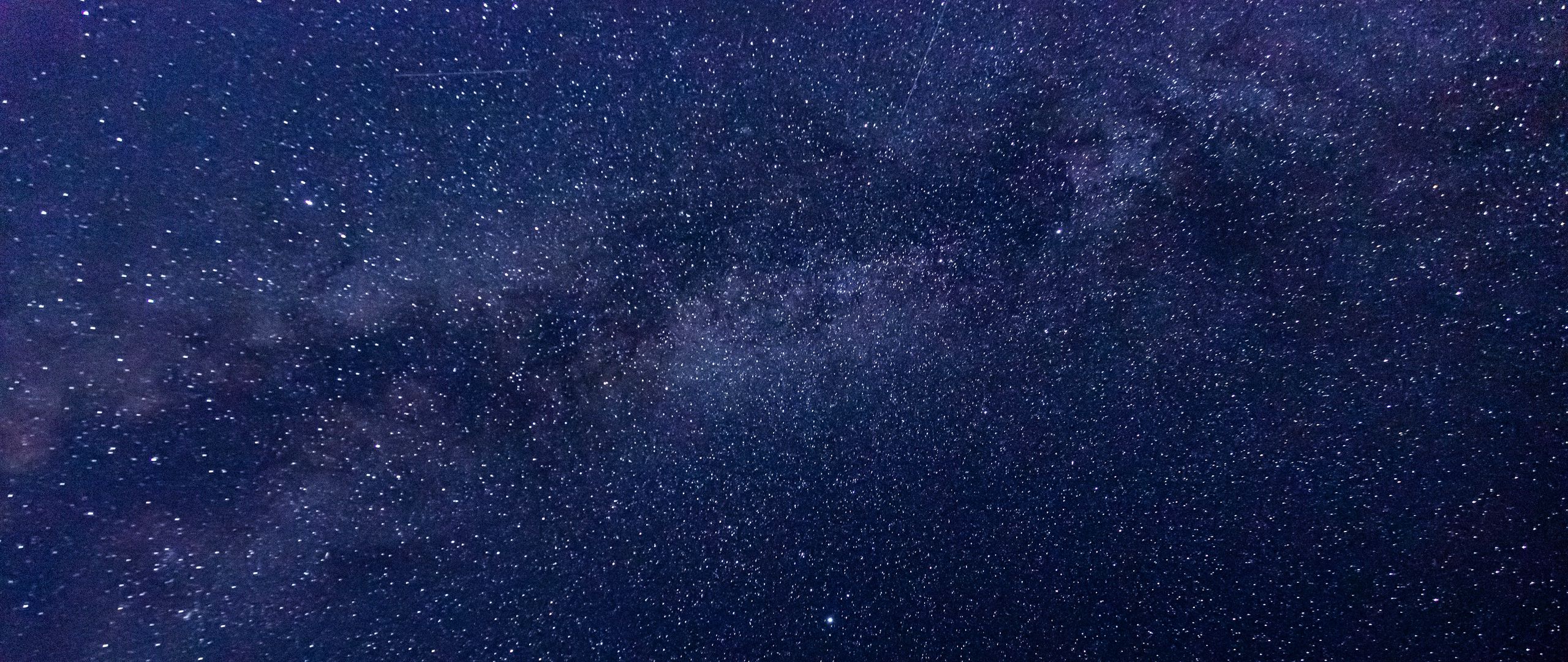 Trải nghiệm cảm giác đắm mình vào bầu trời rực rỡ sao trên chiếc máy tính của bạn với hình nền thiên hà 2560x1080 đầy tuyệt đẹp và mê hoặc này. Hãy tải ngay bức ảnh kỳ diệu này của thiên hà đầy ngôi sao và trải nghiệm khoảnh khắc thú vị nhất mà bạn từng trải qua.