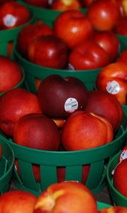 Preview wallpaper nectarines, fruit, baskets