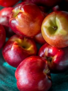 Preview wallpaper nectarines, fruit, plate