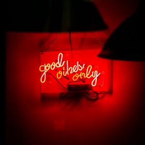 Preview wallpaper neon, text, signboard, red, light