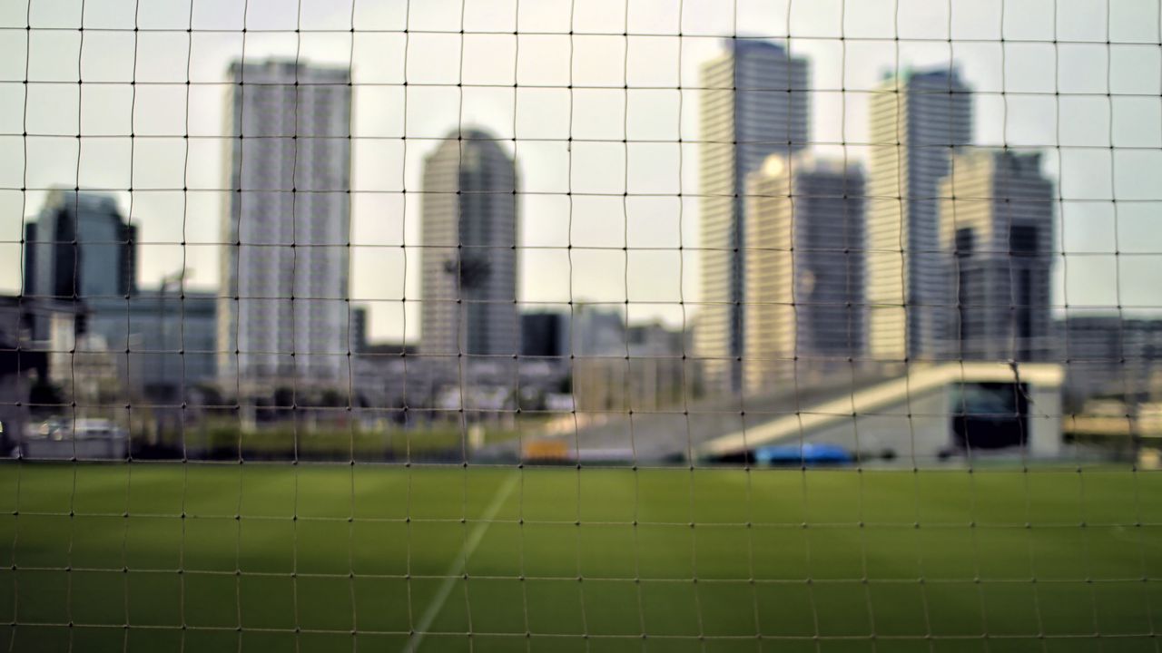 Wallpaper net, field, buildings, blur