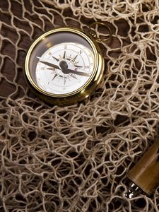 Preview wallpaper net, magnifying glass, compass, string, paper
