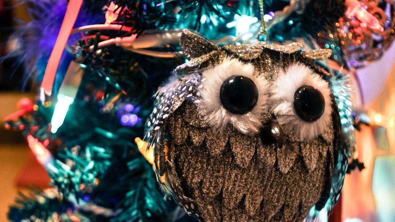 Wallpaper new year, christmas, christmas tree toy, owl