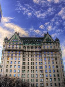 Preview wallpaper new york, building, clouds, sky, trees