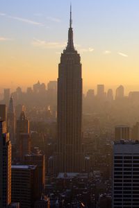 Preview wallpaper new york, dawn, fog, buildings, skyscrapers